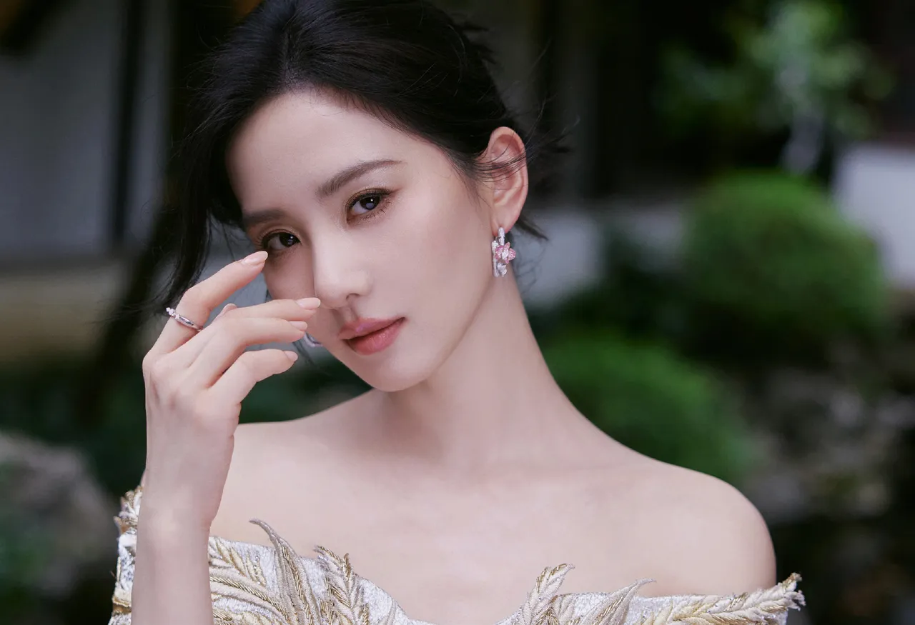 刘诗诗写真插图11