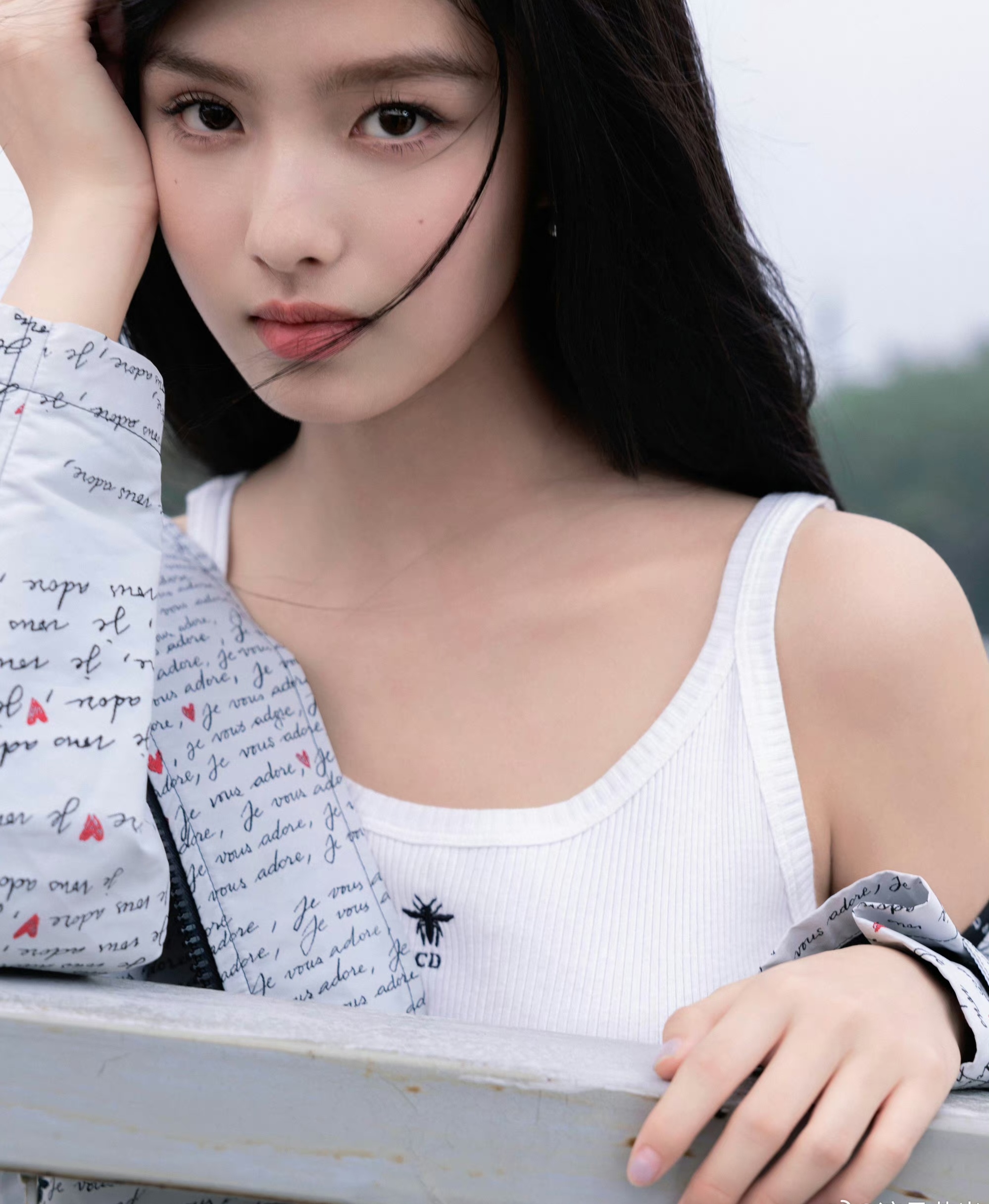 艾米飞扬的青春插图1