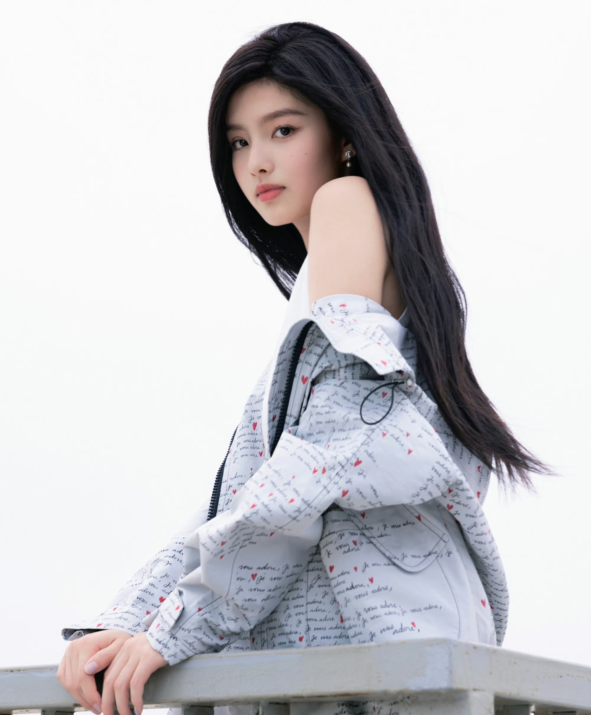 艾米飞扬的青春插图2