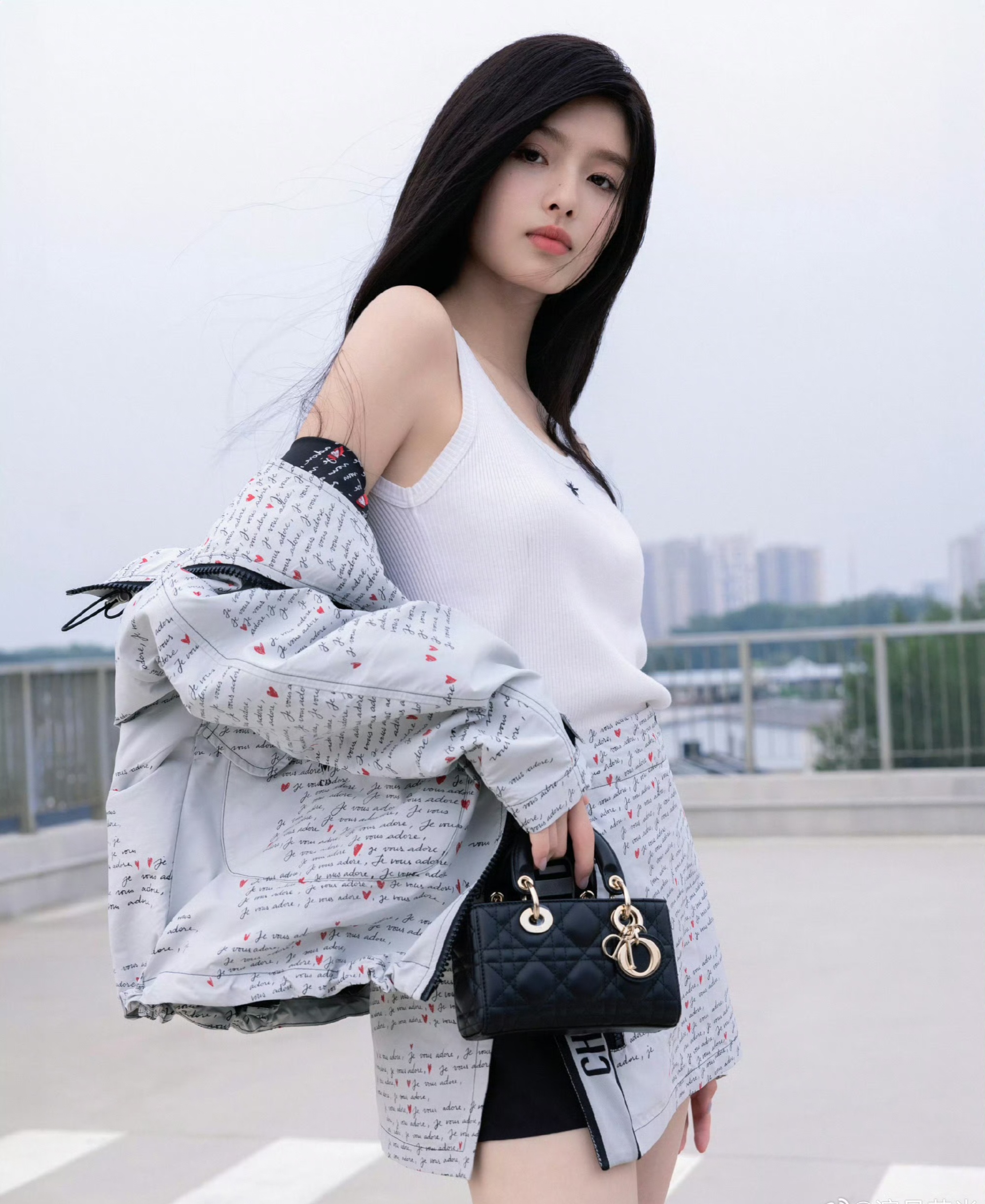 艾米飞扬的青春插图6