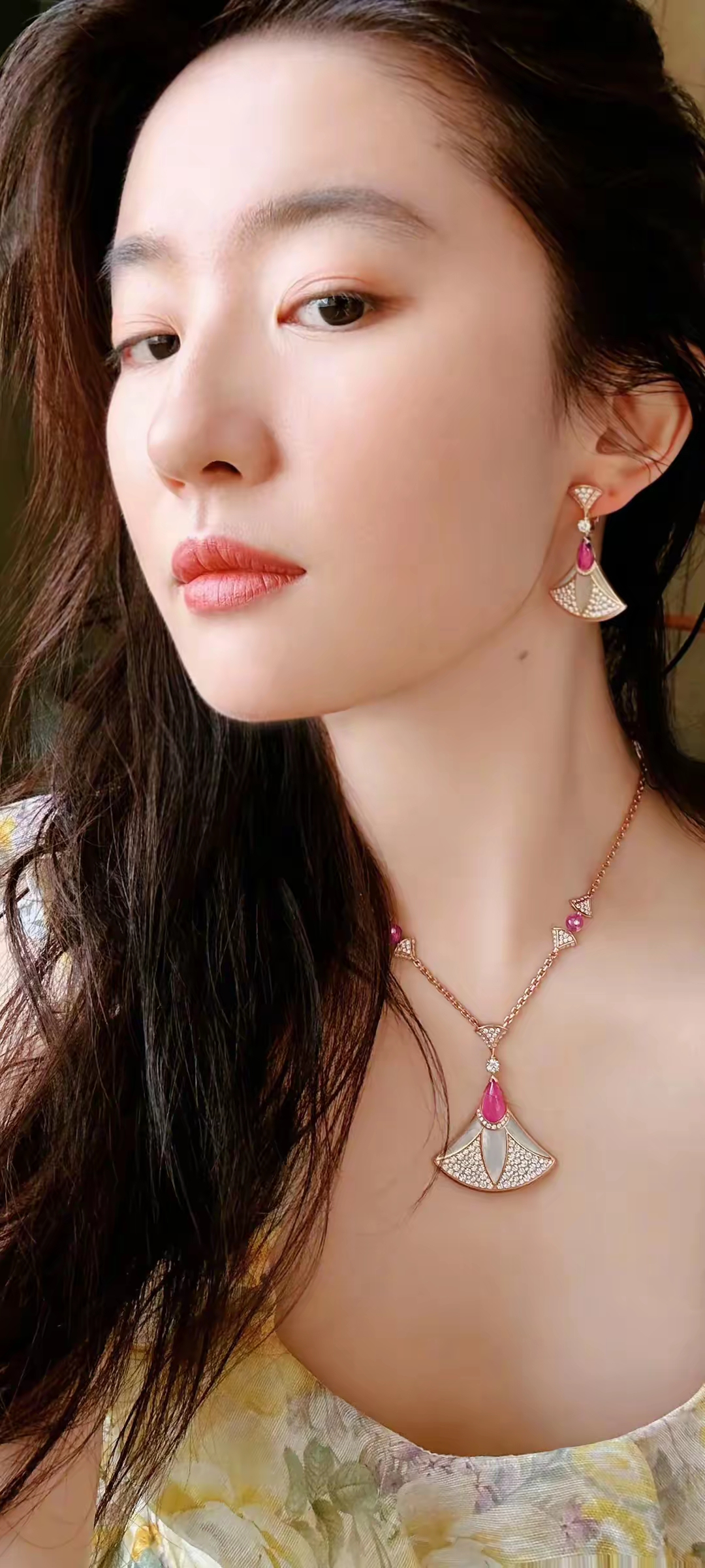 刘亦菲写真插图1
