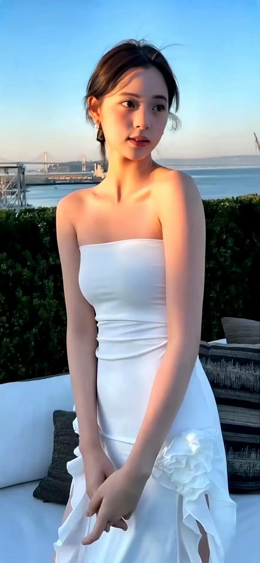 欧阳娜娜紧身裙写真插图5