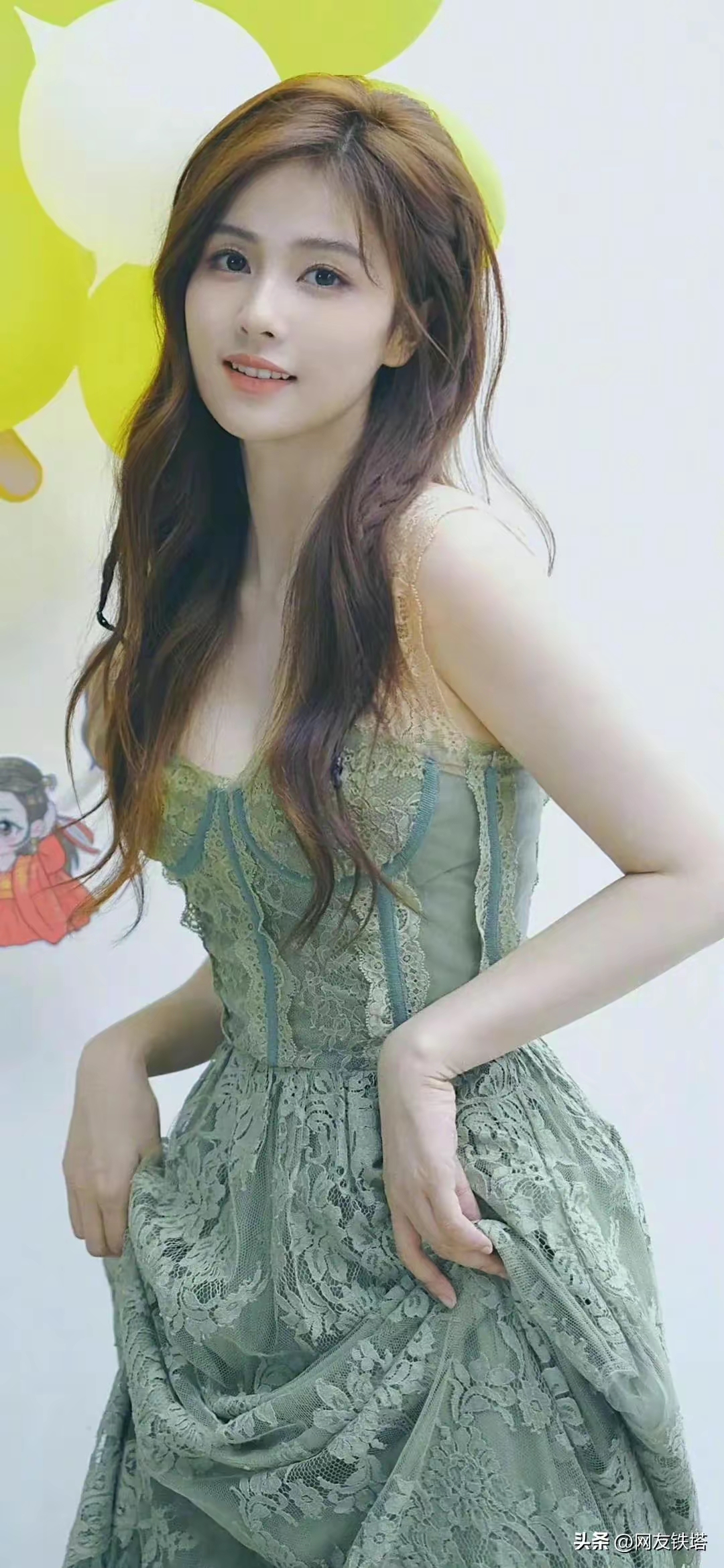 白鹿抹胸裙写真插图4