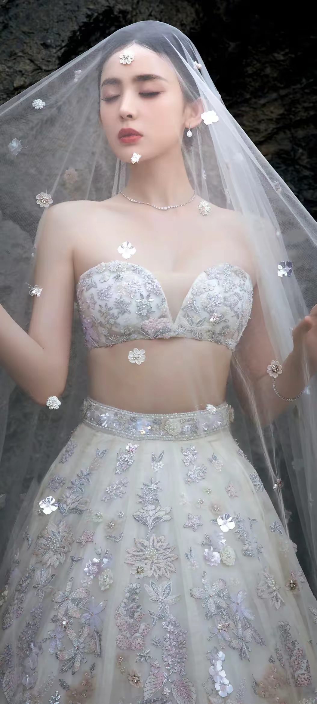 古力娜扎写真插图6