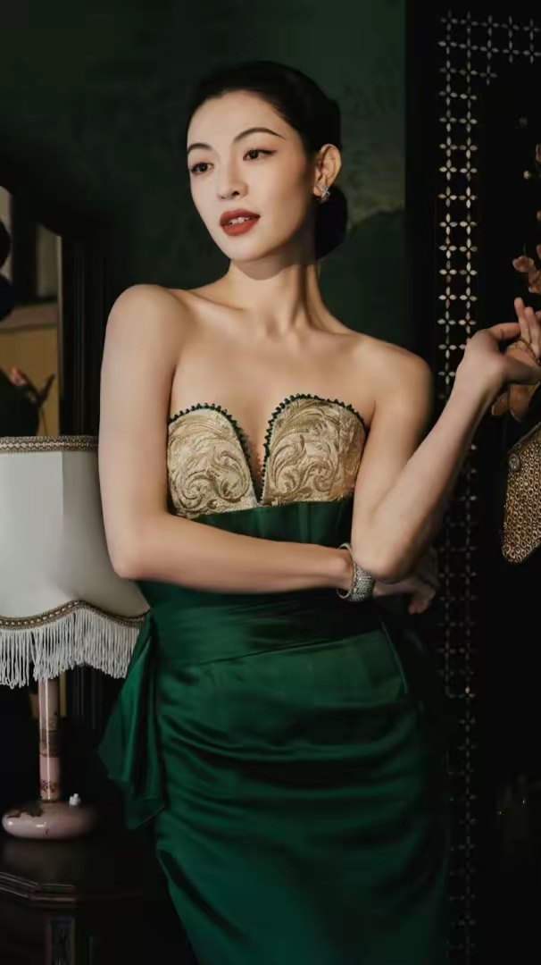 钟楚曦写真插图4