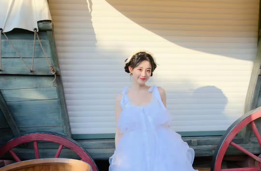 祝绪丹花裙子写真插图7