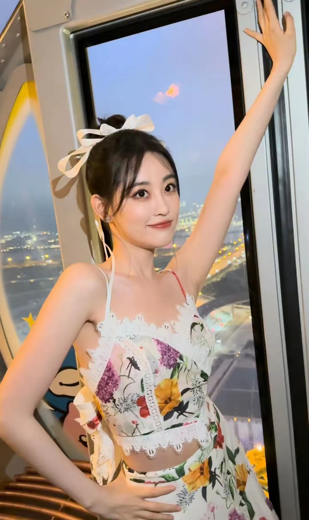 祝绪丹花裙子写真插图3