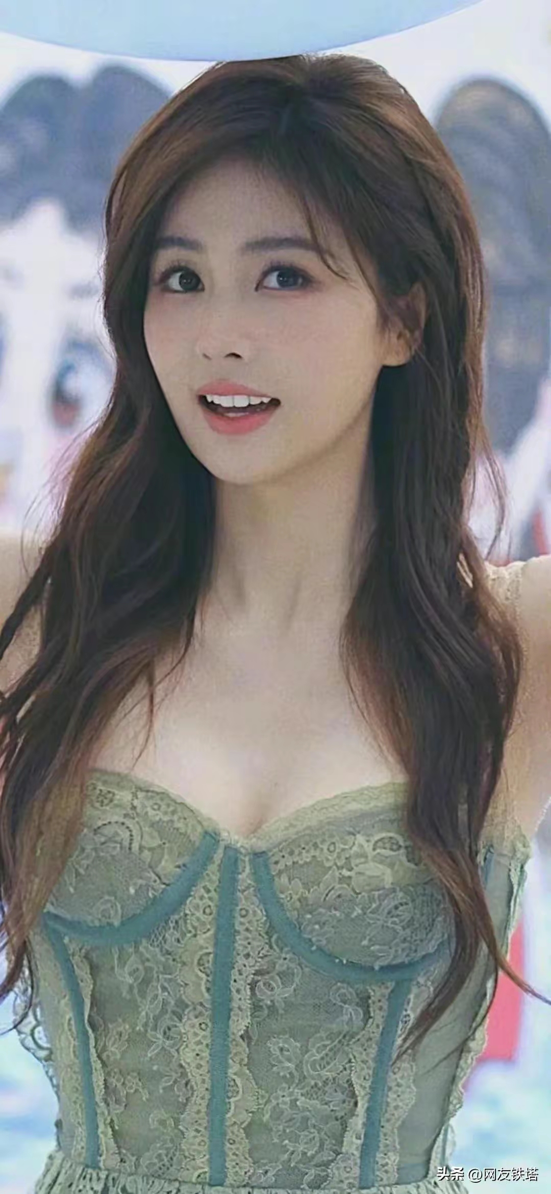 白鹿抹胸裙写真插图7