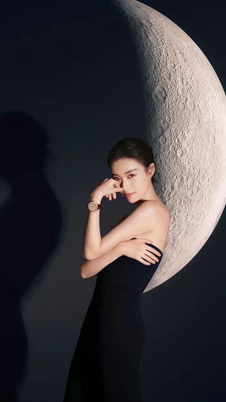 倪妮黑色礼服写真插图5