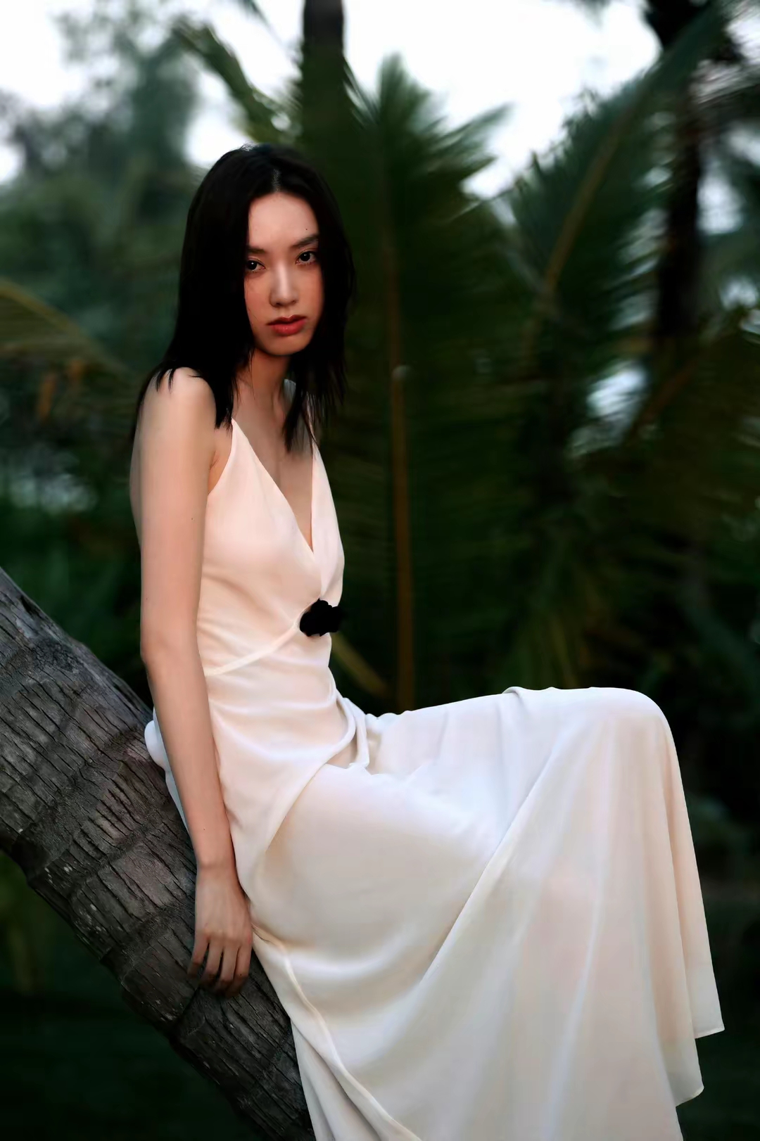 孙嘉灵户外写真插图4