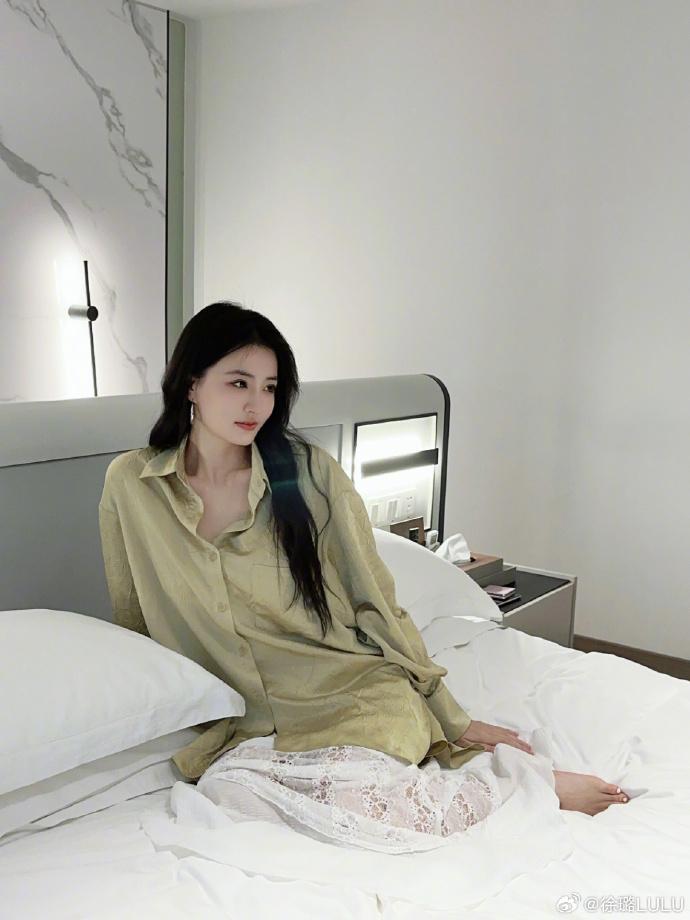徐璐写真插图2