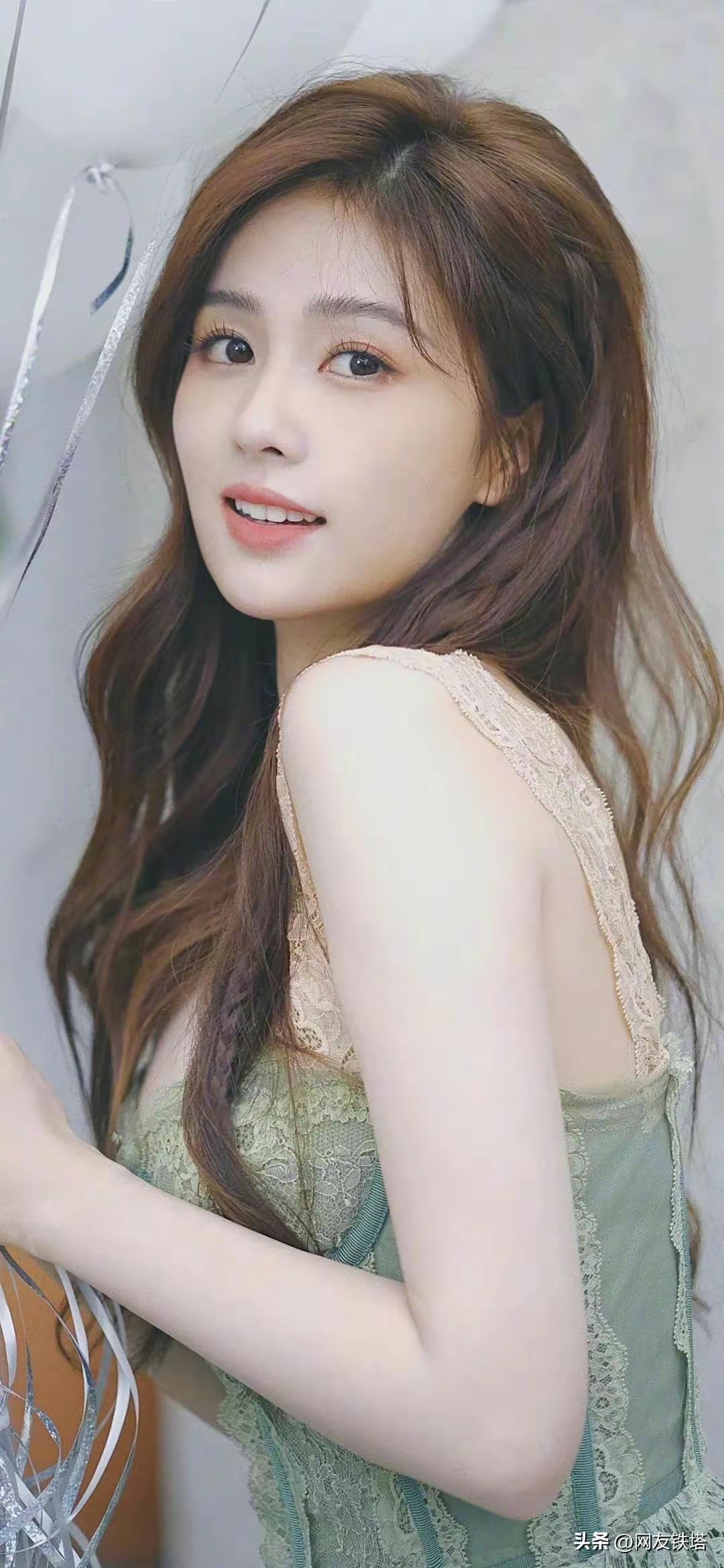 白鹿抹胸裙写真插图2
