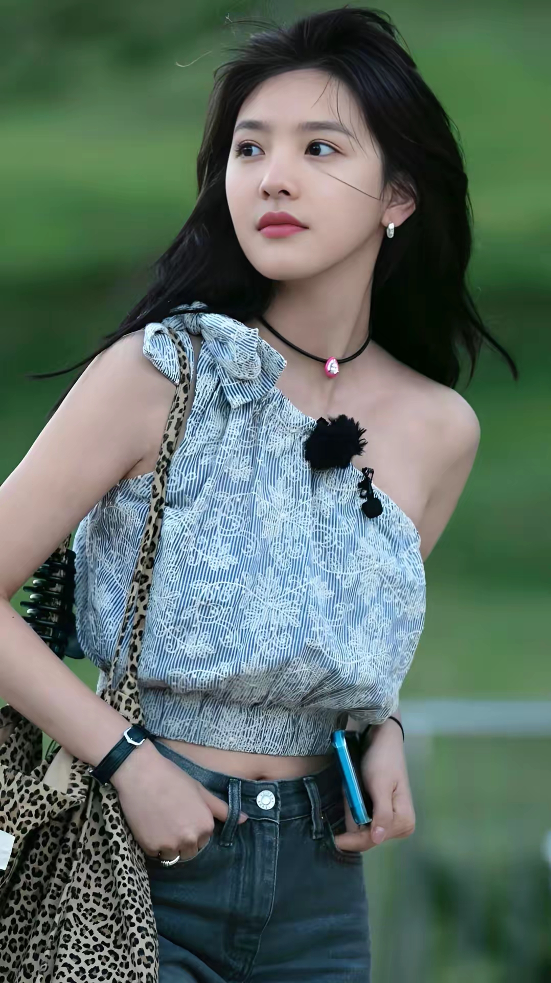 章若楠写真插图2