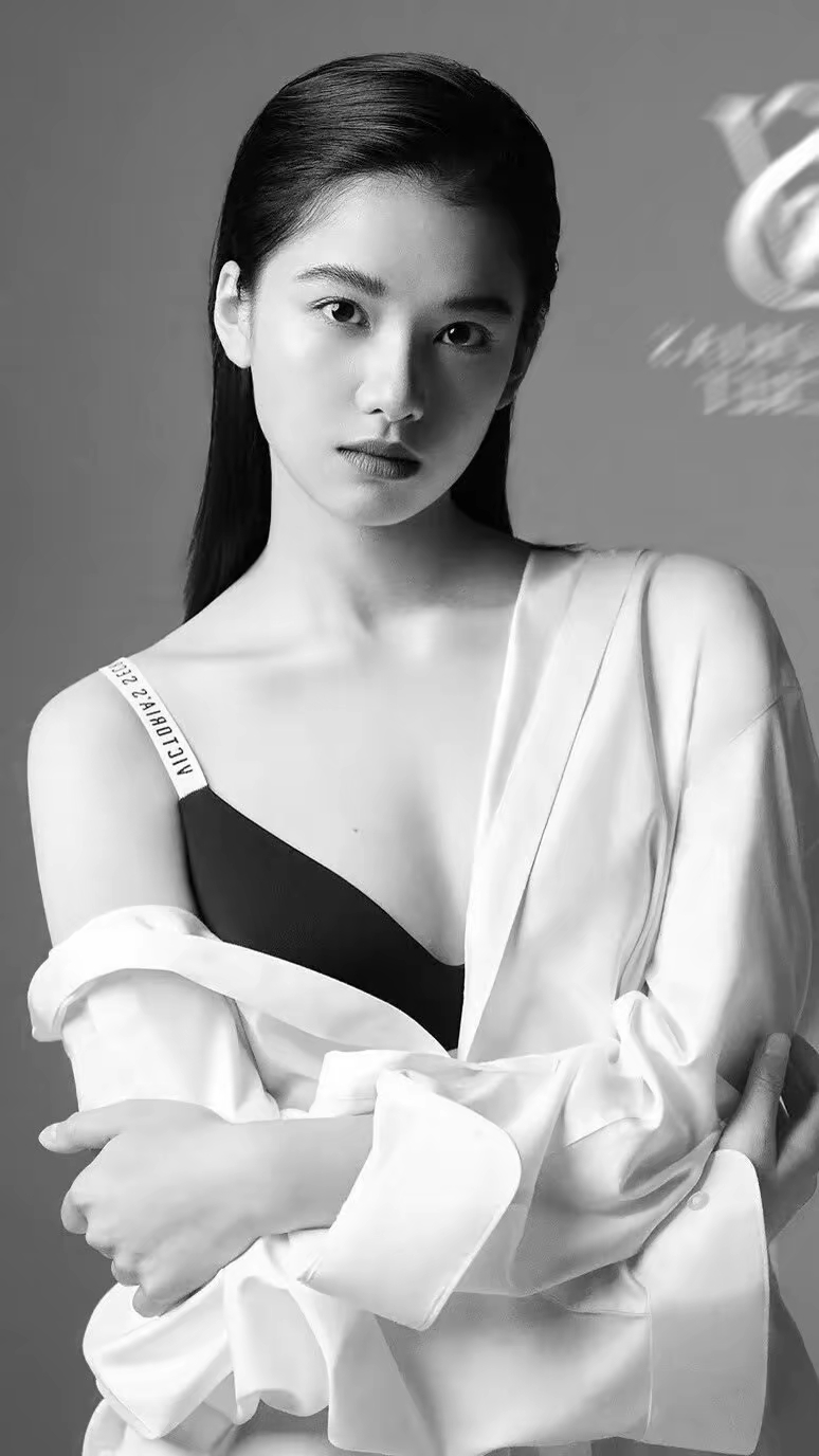 张婧仪内衣写真插图19
