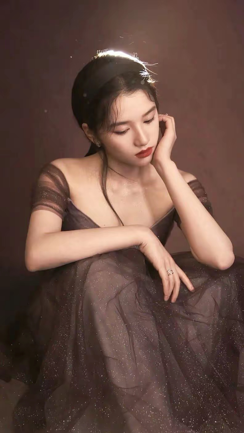 张婧仪内衣写真插图21