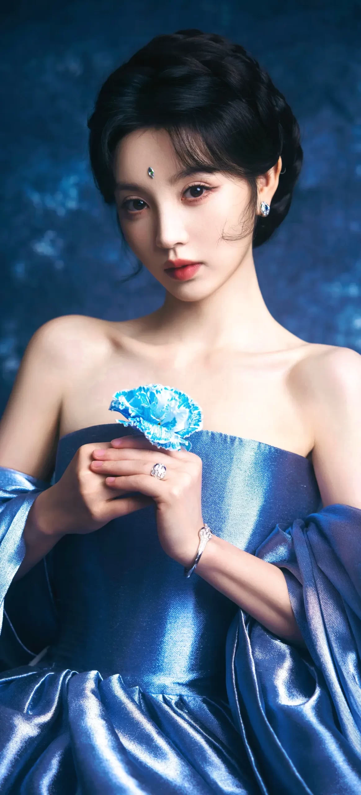 田曦薇惊艳写真插图7