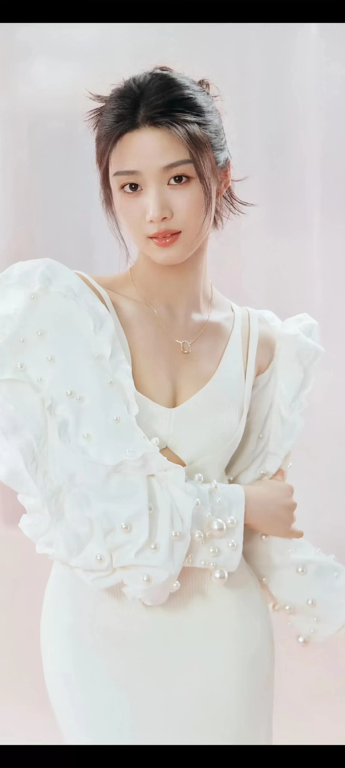 卢昱晓的小性感插图17