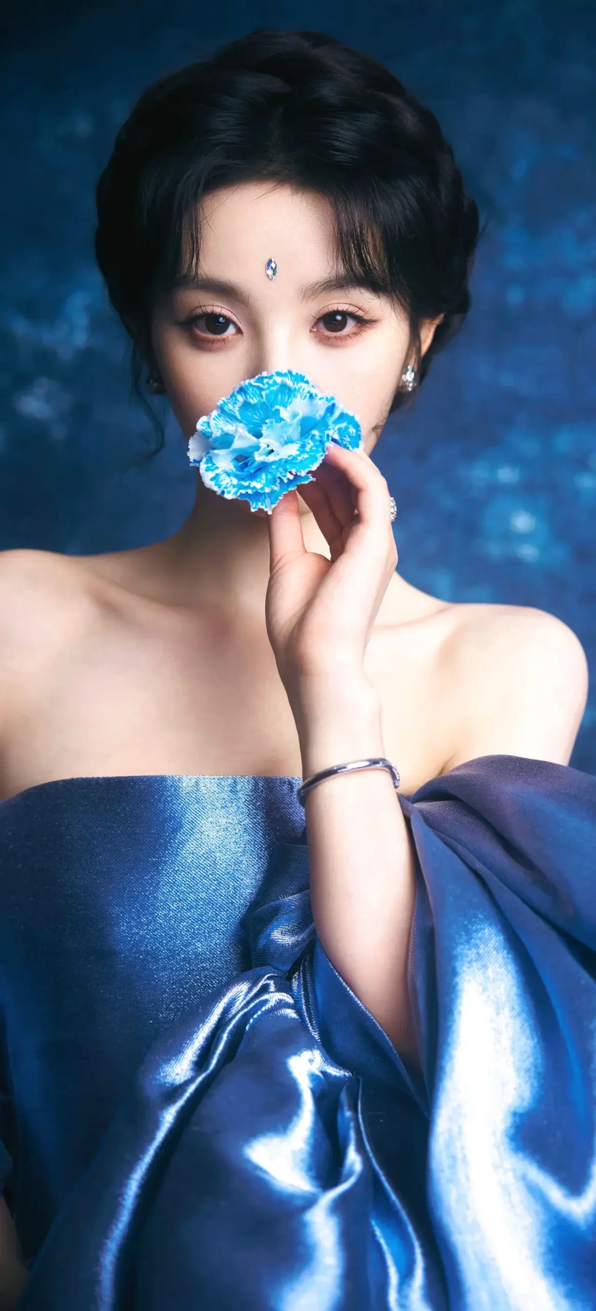 田曦薇惊艳写真插图6