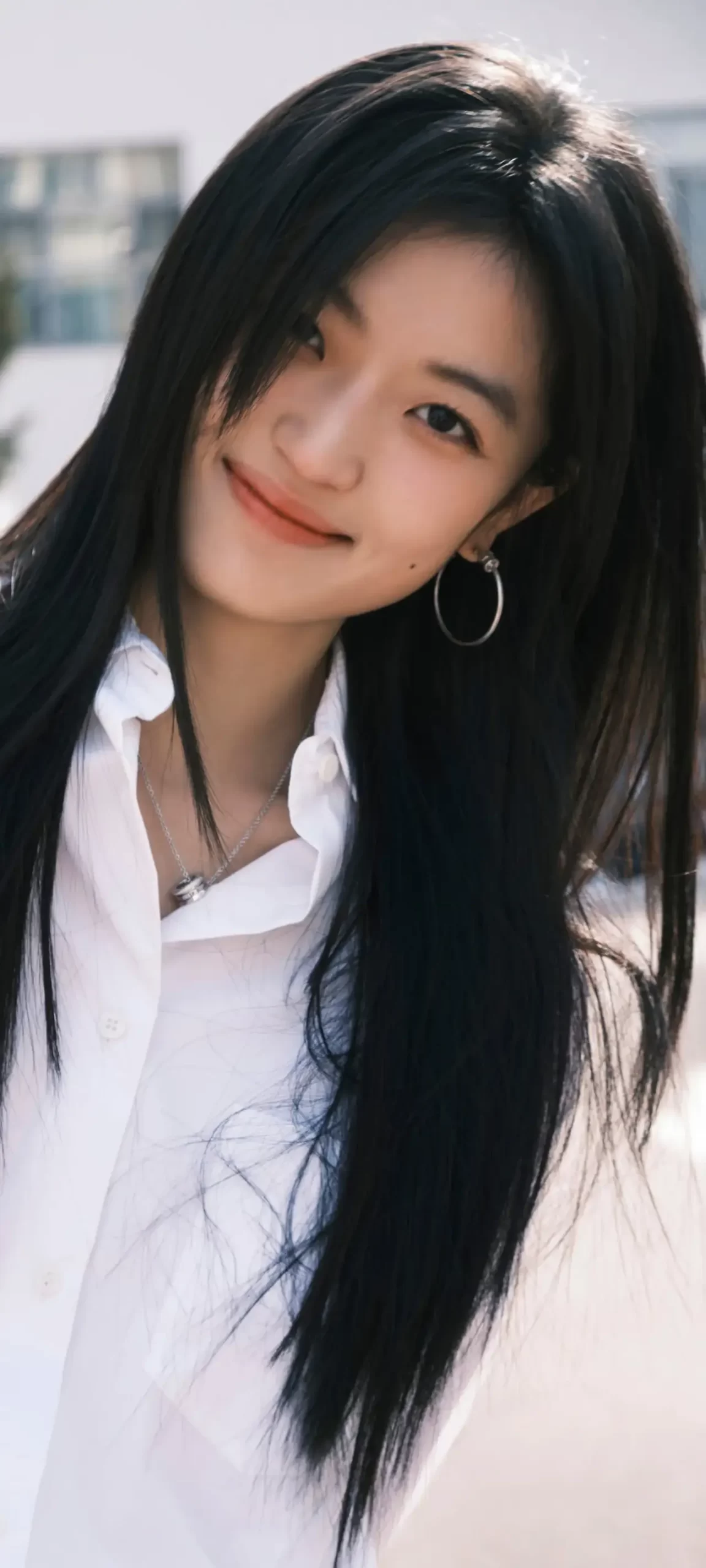 孙千白衬衣短裙写真插图7
