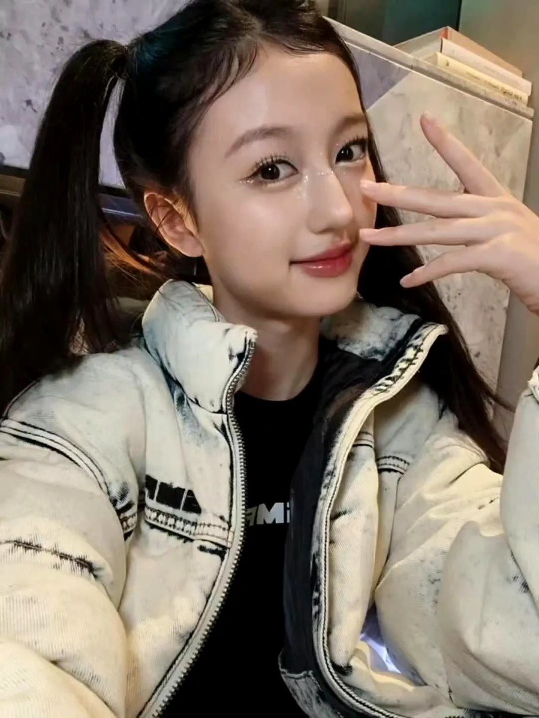 裴佳欣美少女初长成插图1