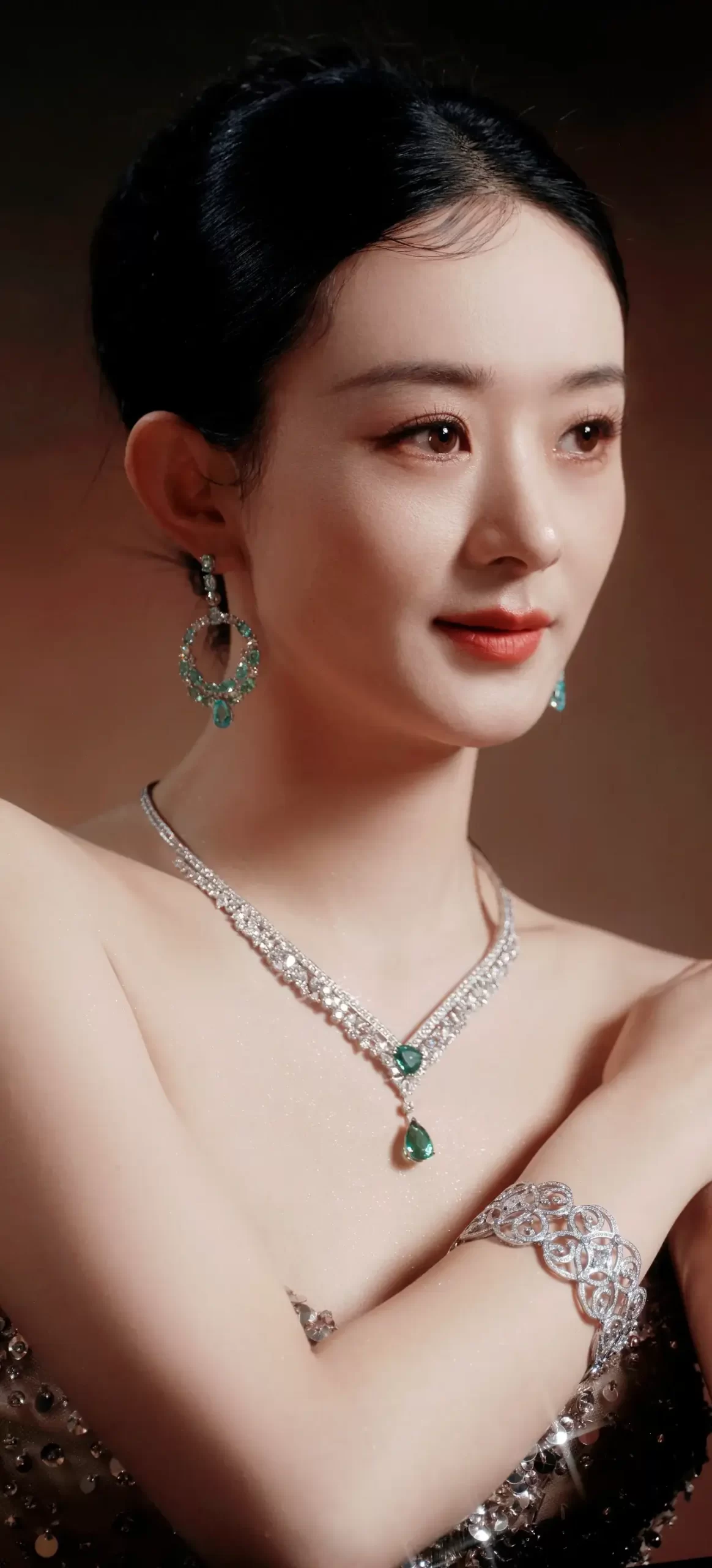 赵丽颖抹胸裙写真插图6