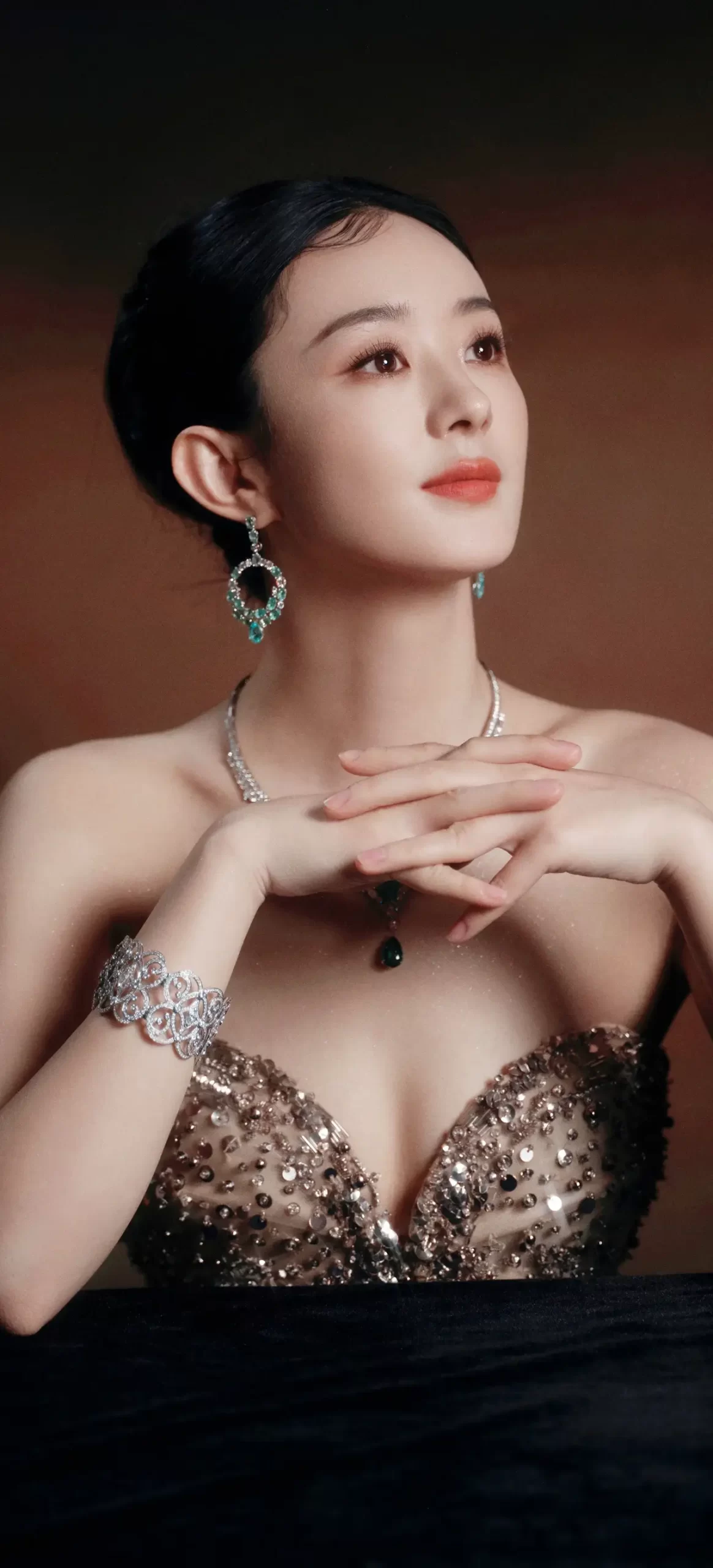 赵丽颖抹胸裙写真插图4