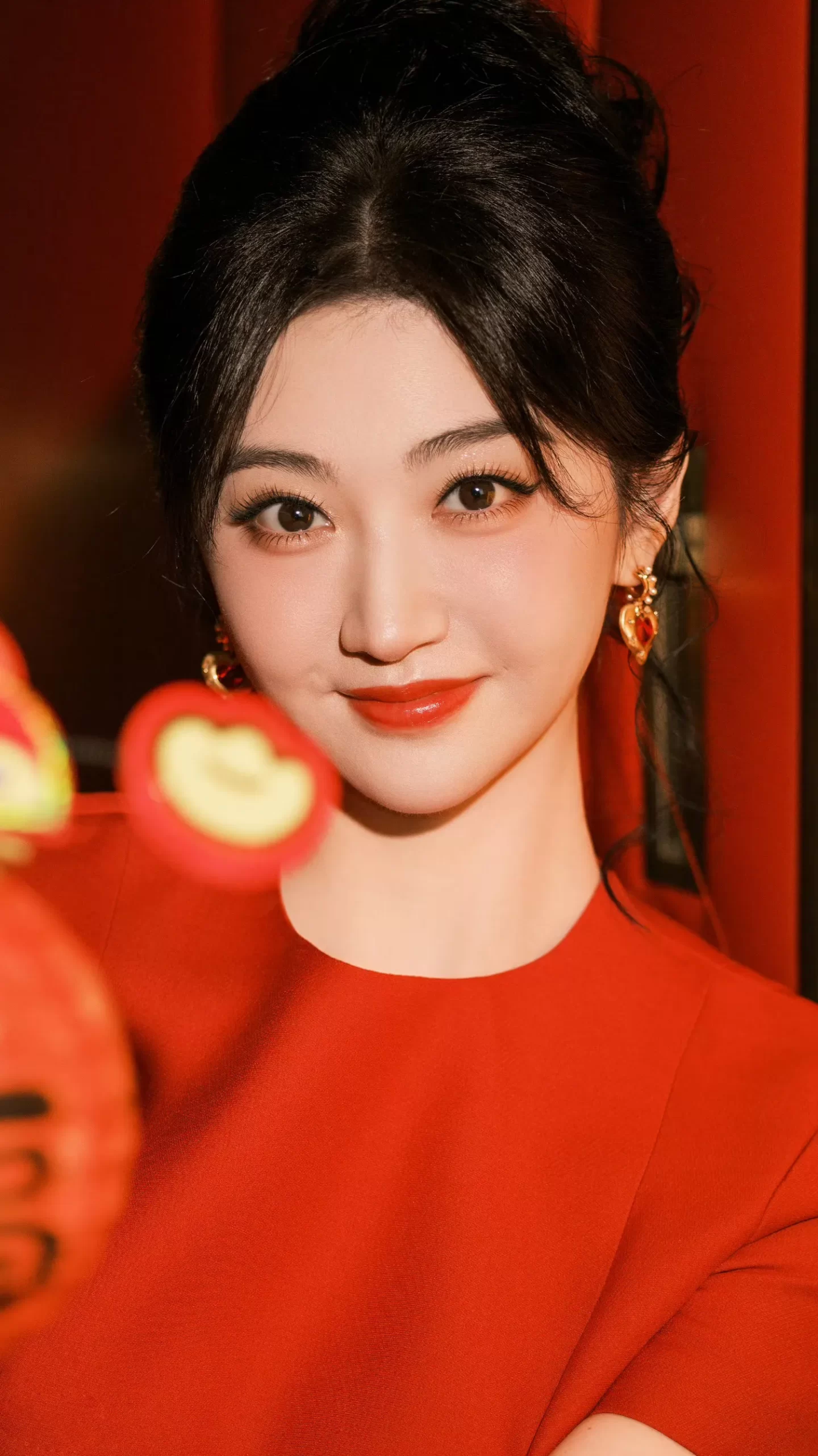 景甜新春红裙写真插图4