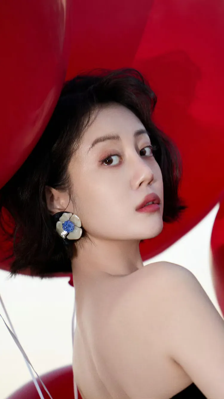 李溪芮写真插图8