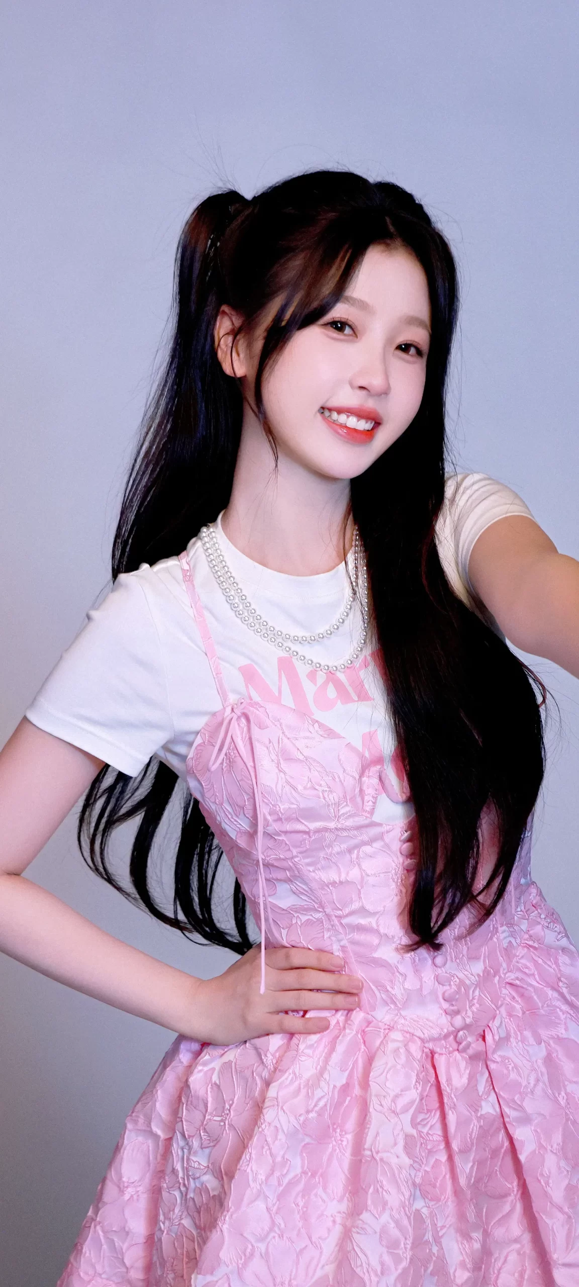 虞书欣甜美写真插图3