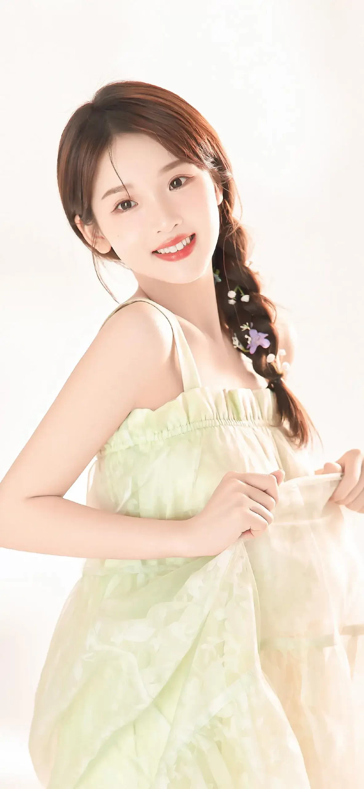 张淼怡绿裙写真插图9