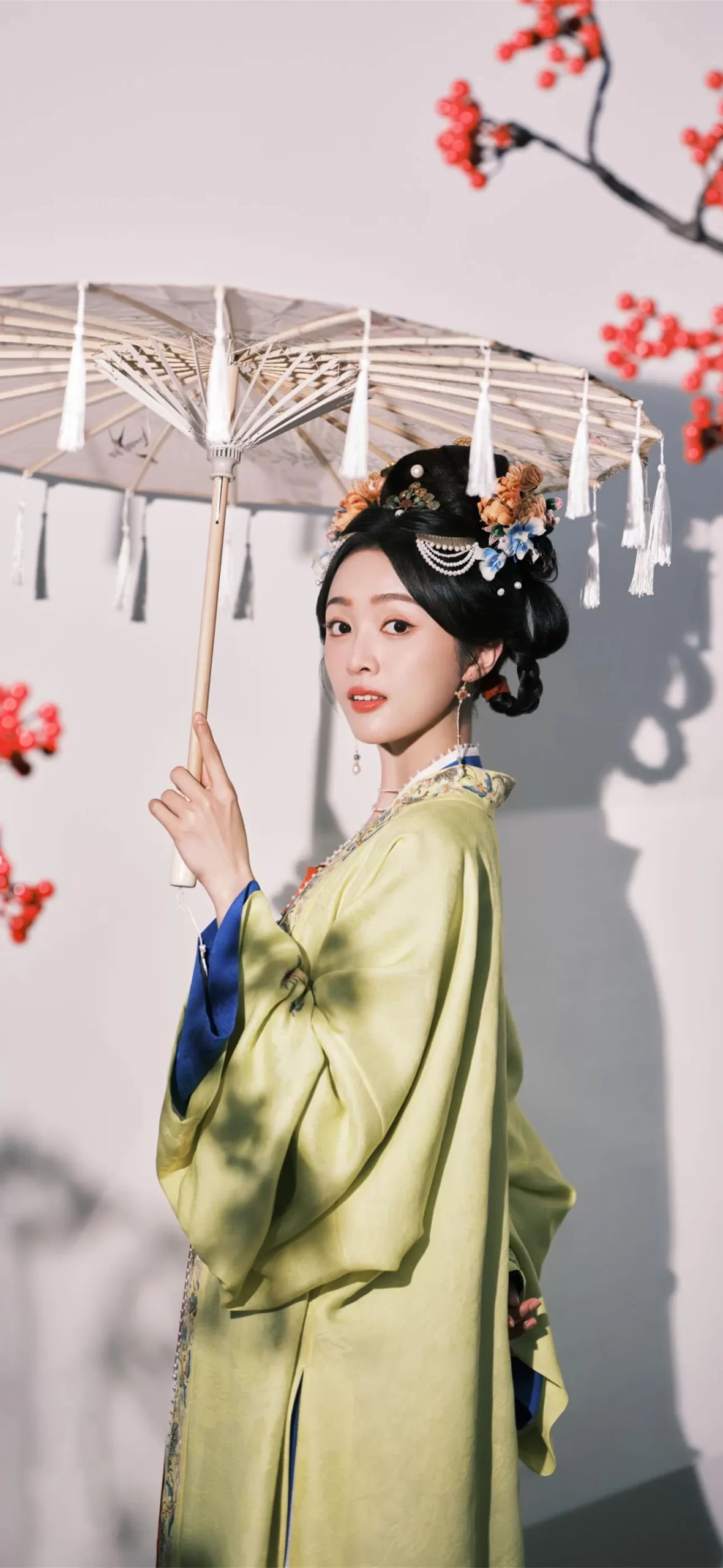 吴宣仪古装写真插图