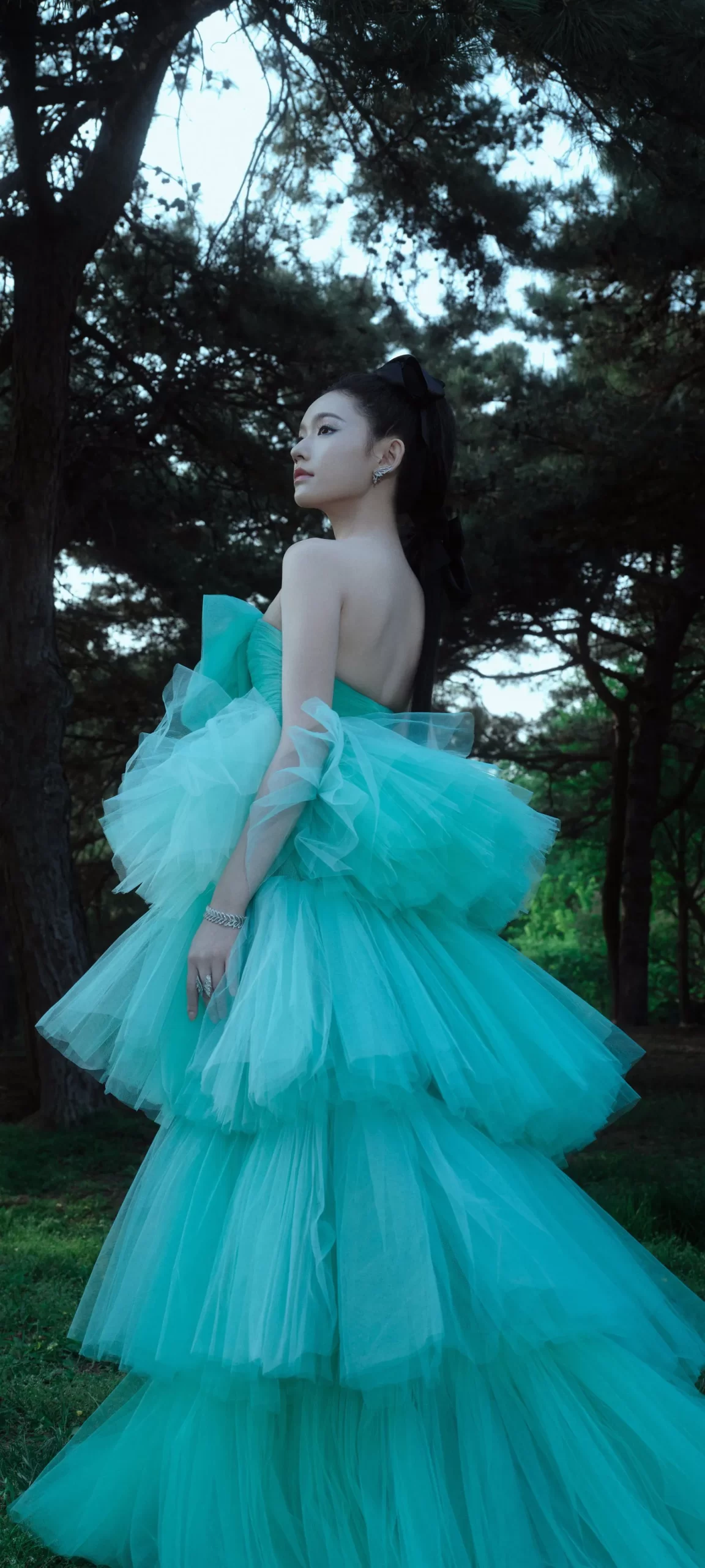 林允高清写真壁纸插图1