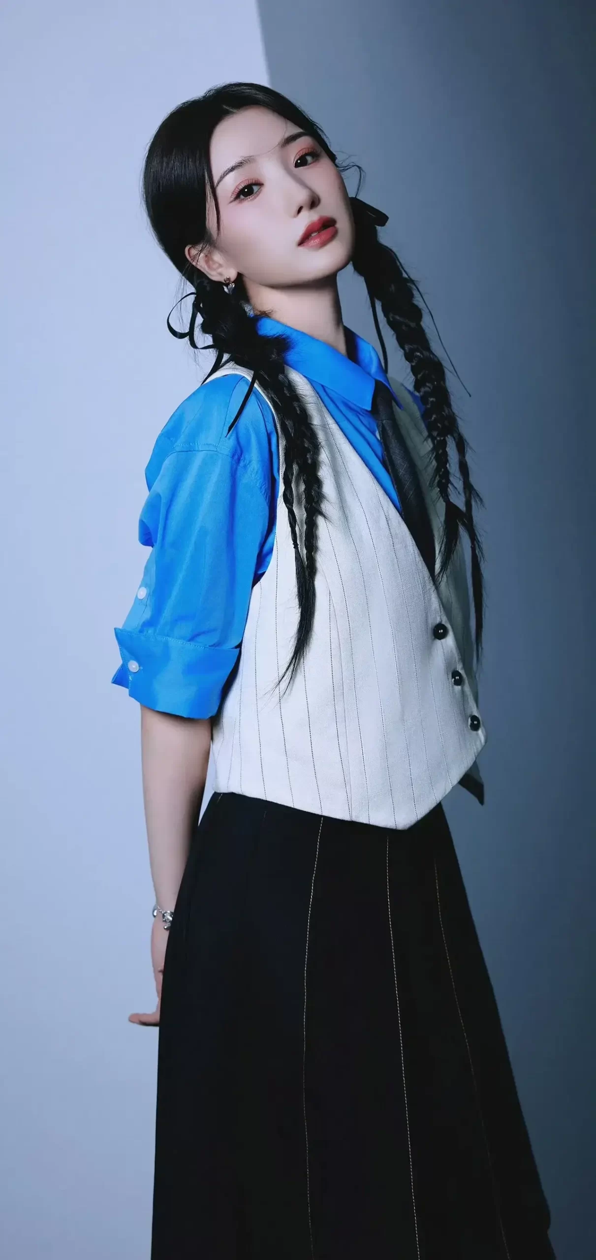 毛晓彤麻花辫写真插图8