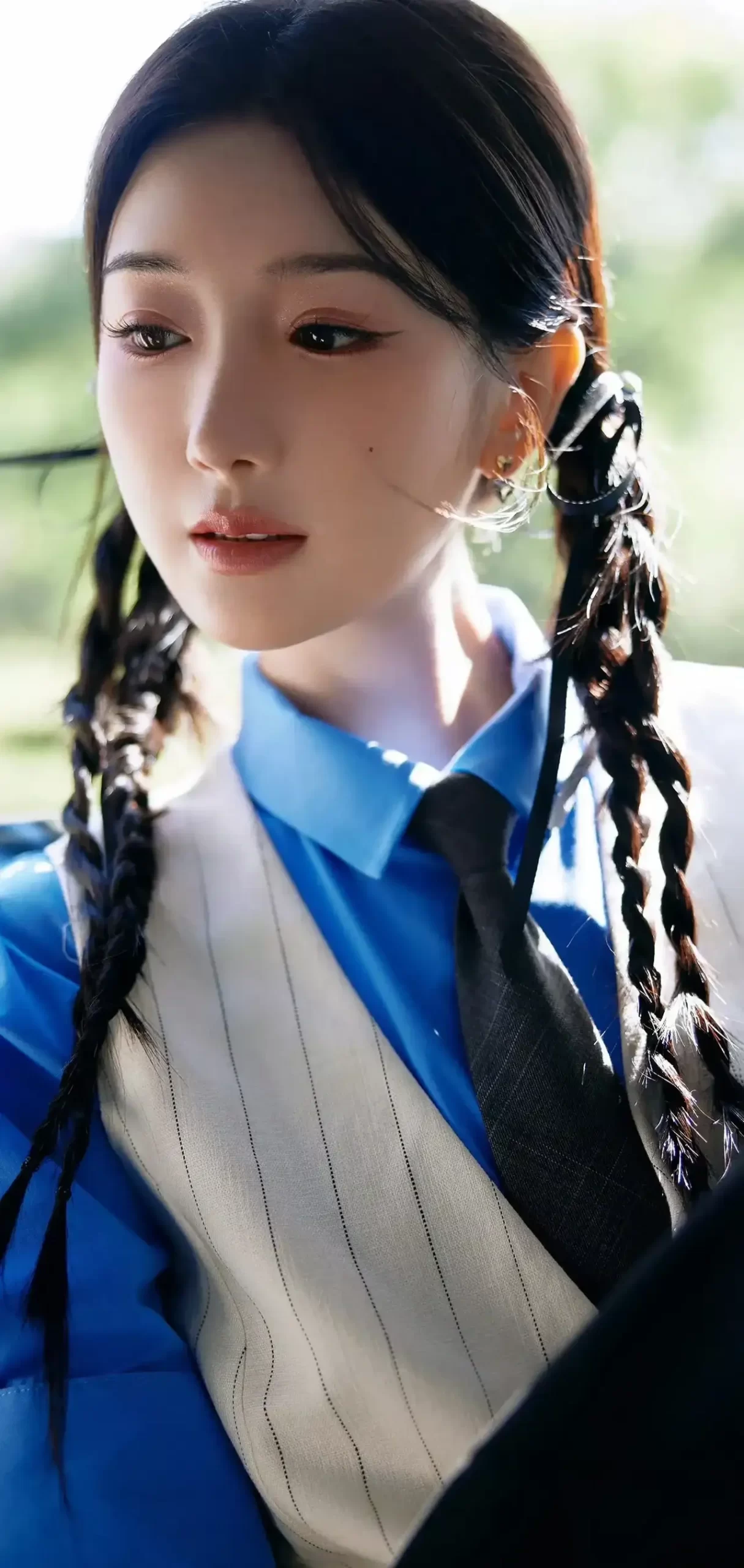 毛晓彤麻花辫写真插图5