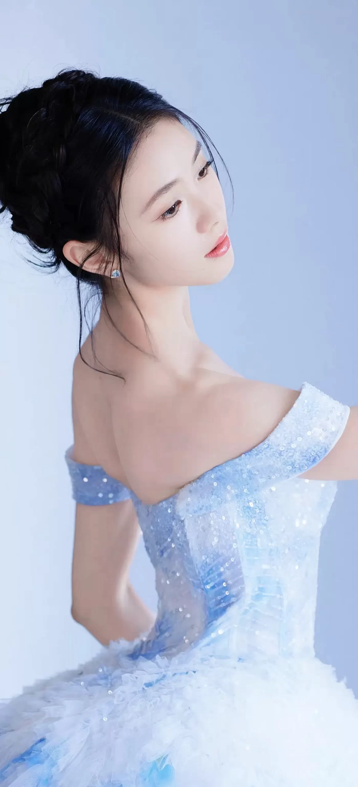 刘浩存梦幻写真插图7