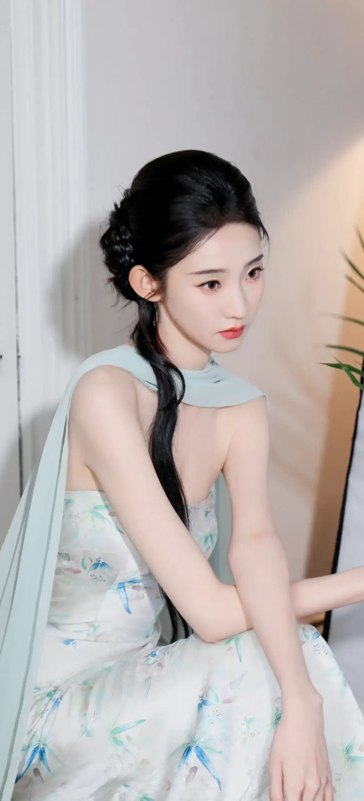 张艺凡优雅写真插图7