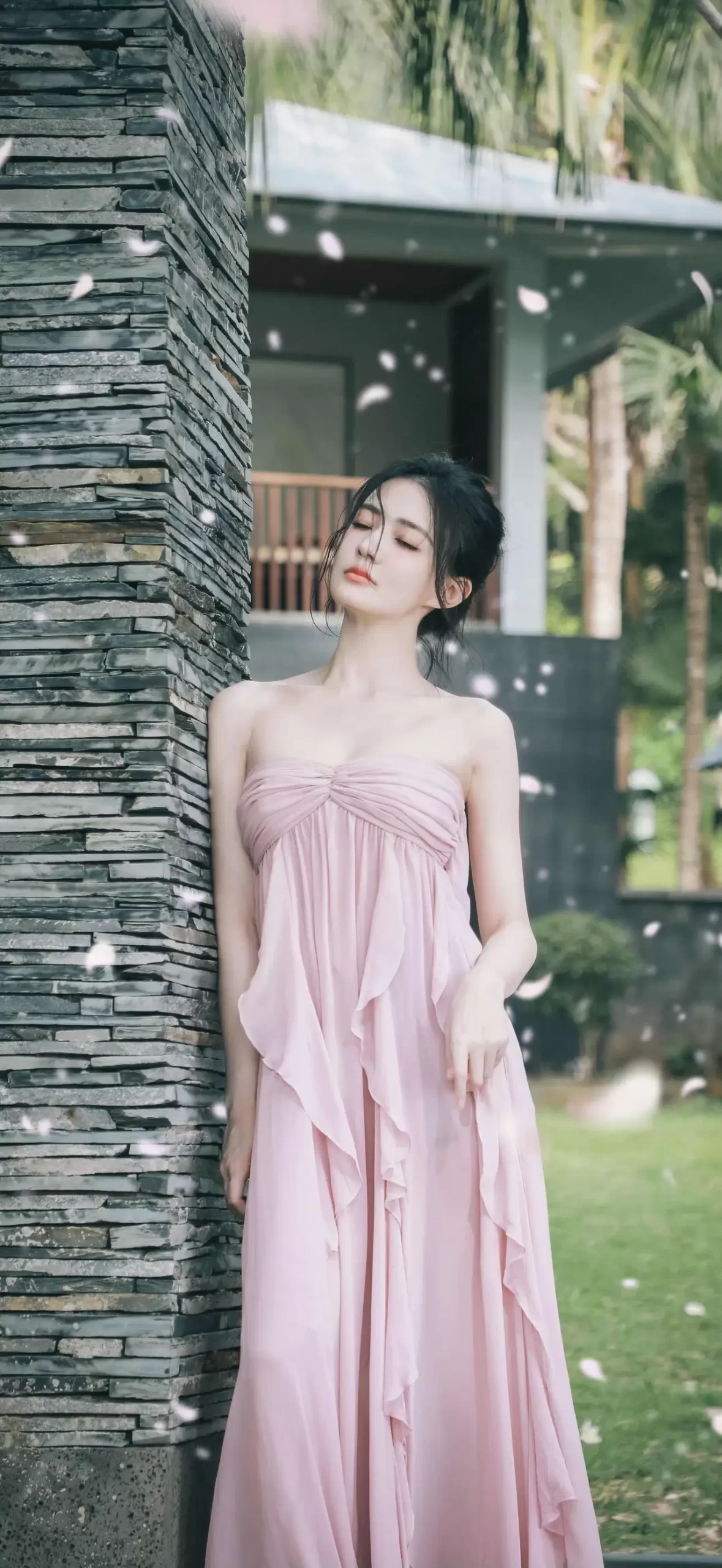 徐璐粉红裙子写真插图5