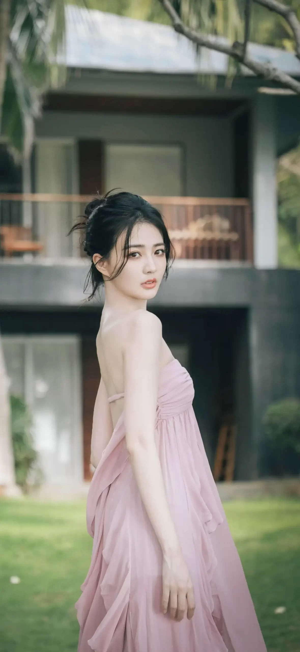 徐璐粉红裙子写真插图3