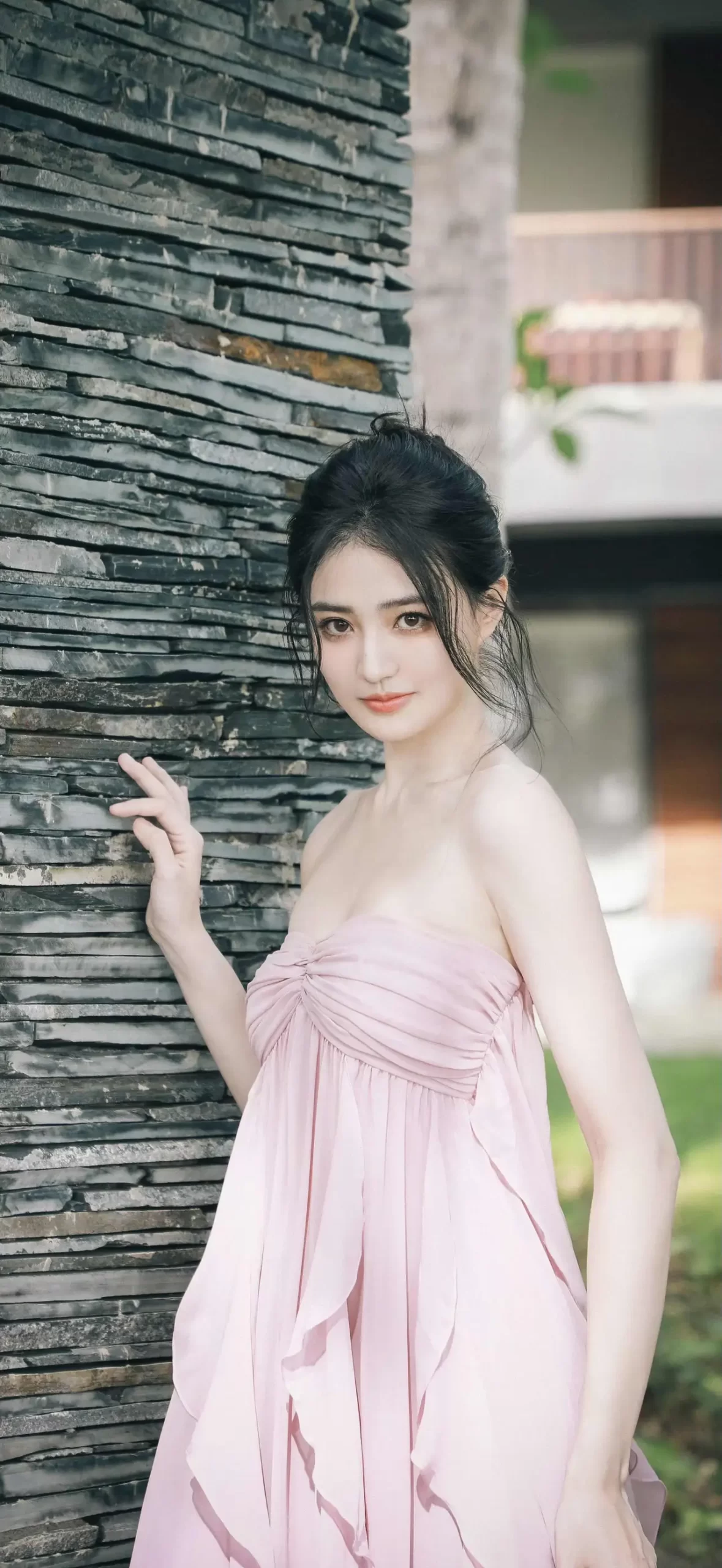 徐璐粉红裙子写真插图2