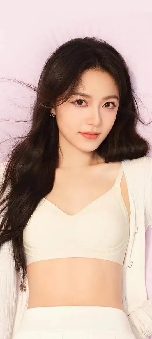 赵今麦内衣写真插图2