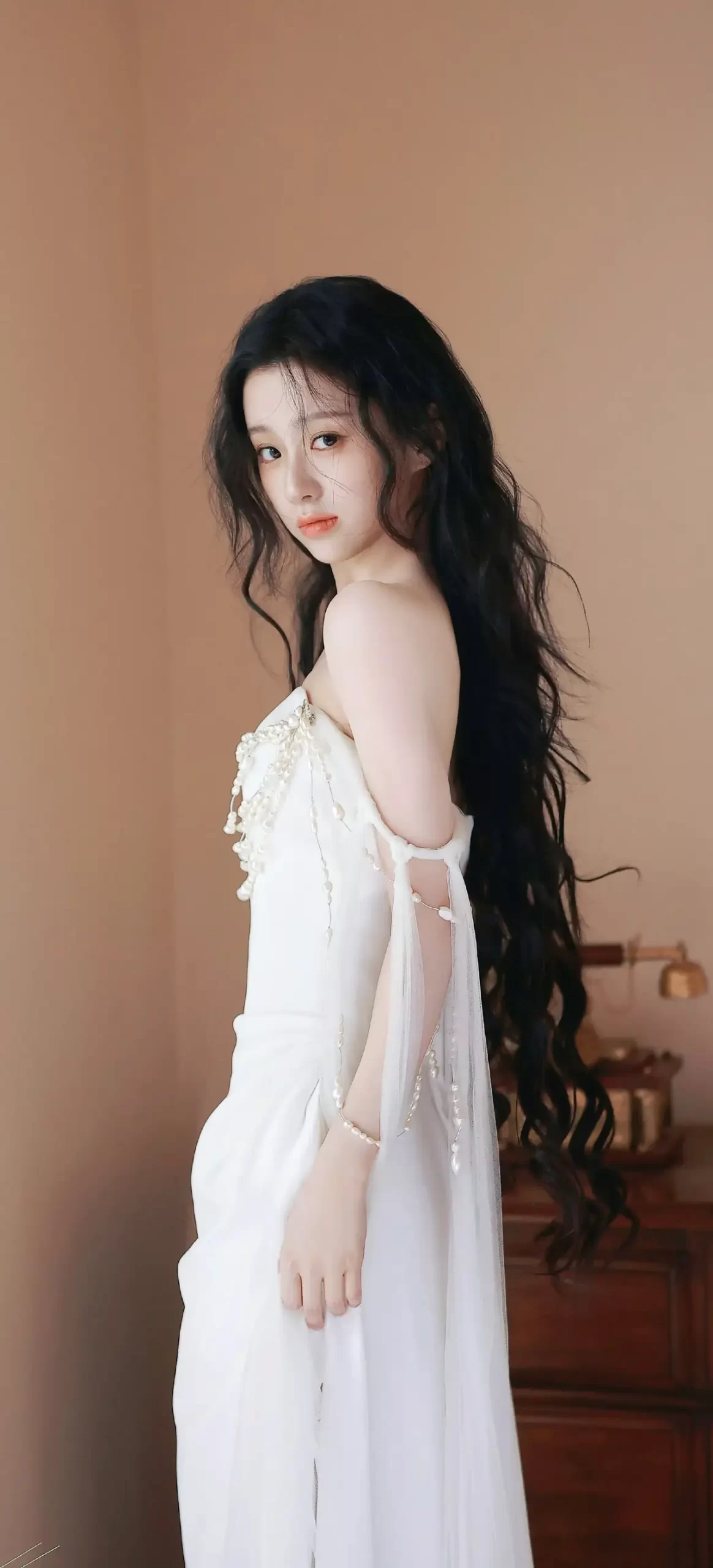 包上恩高清白裙写真插图3