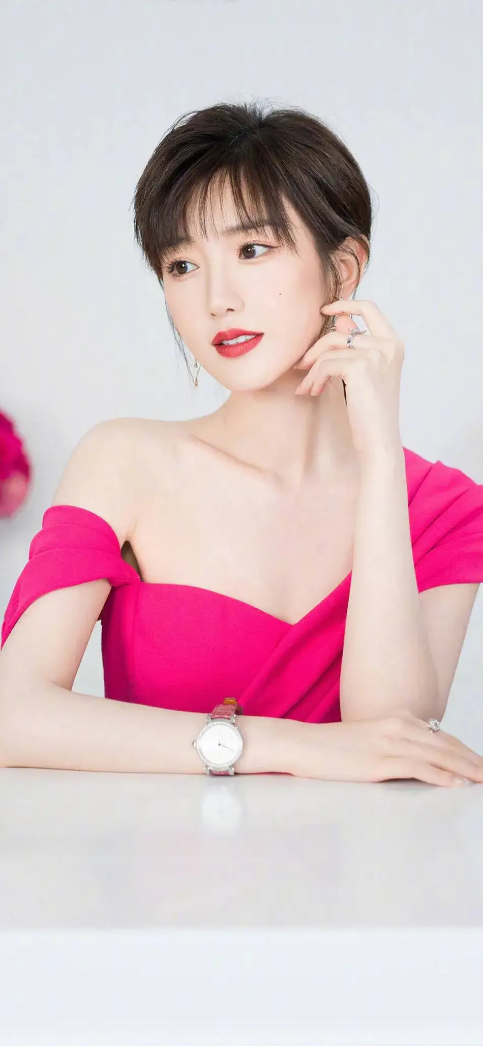 毛晓彤粉色裙子写真插图7