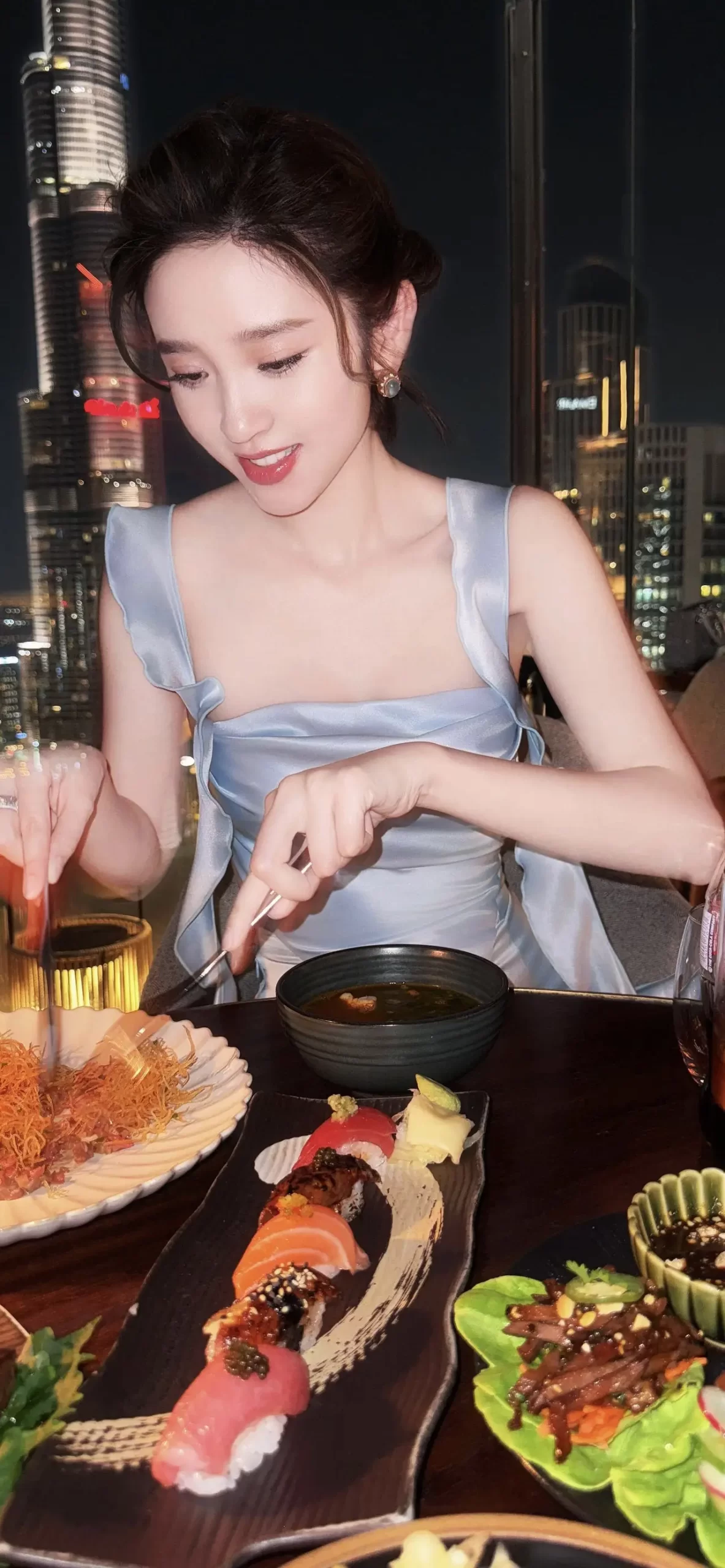 唐艺昕写真插图11