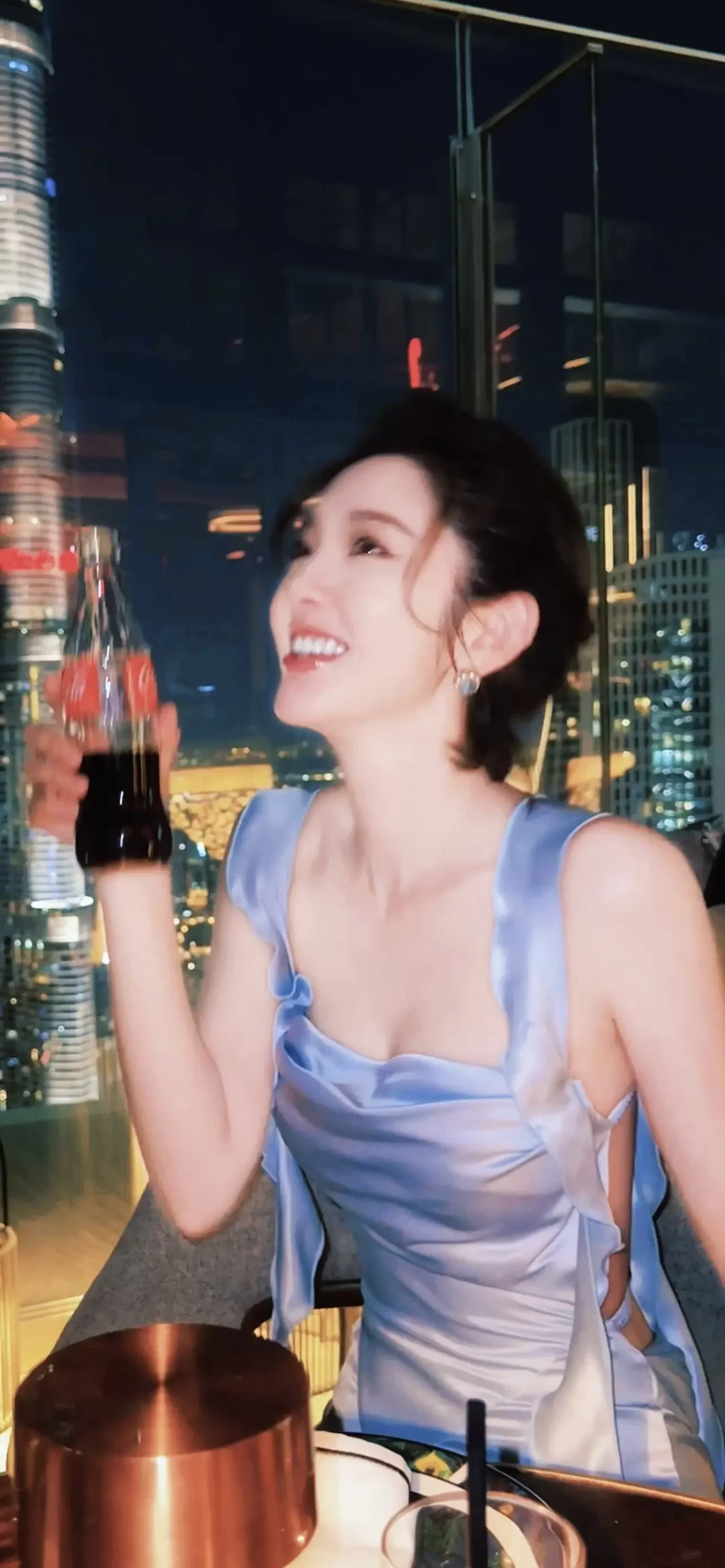 唐艺昕写真插图3