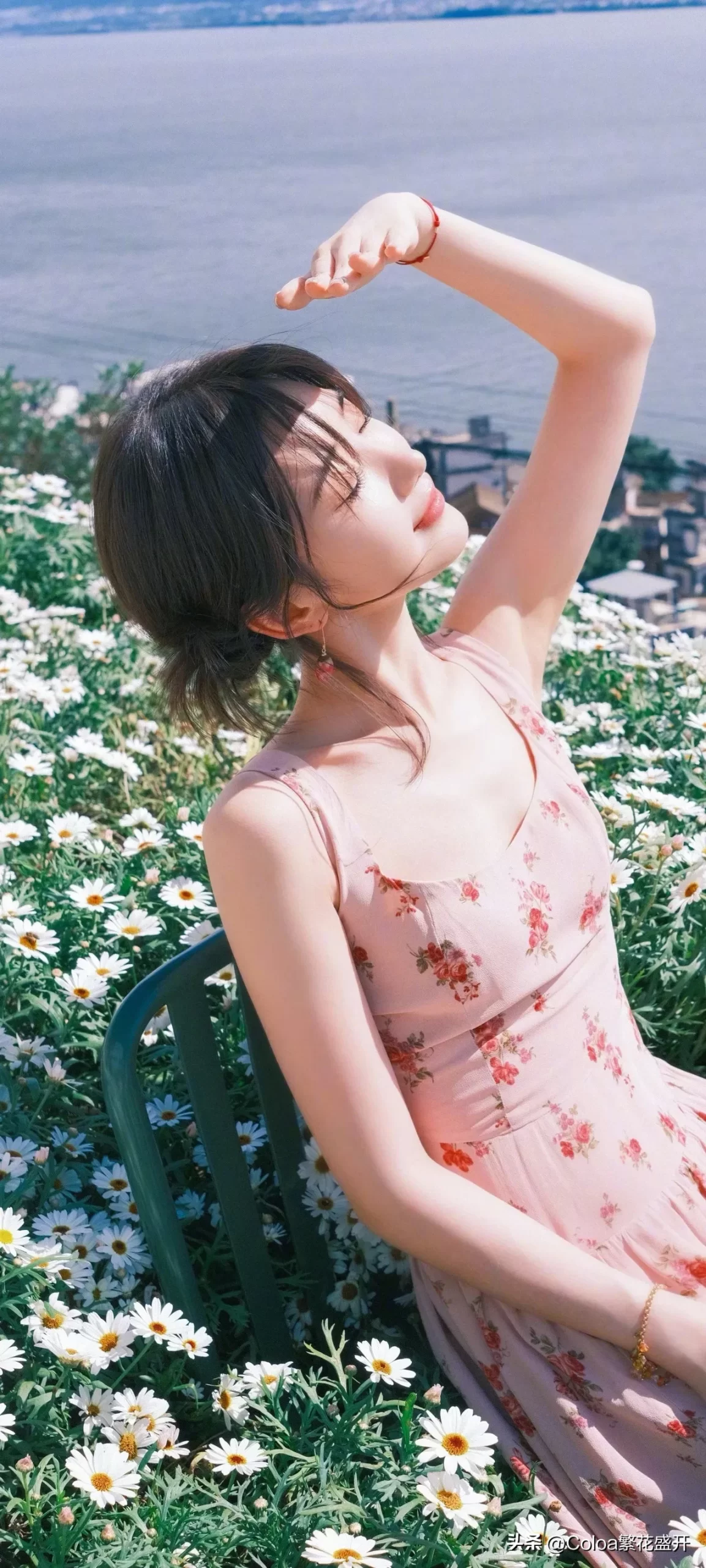 毛晓彤碎花裙写真插图10