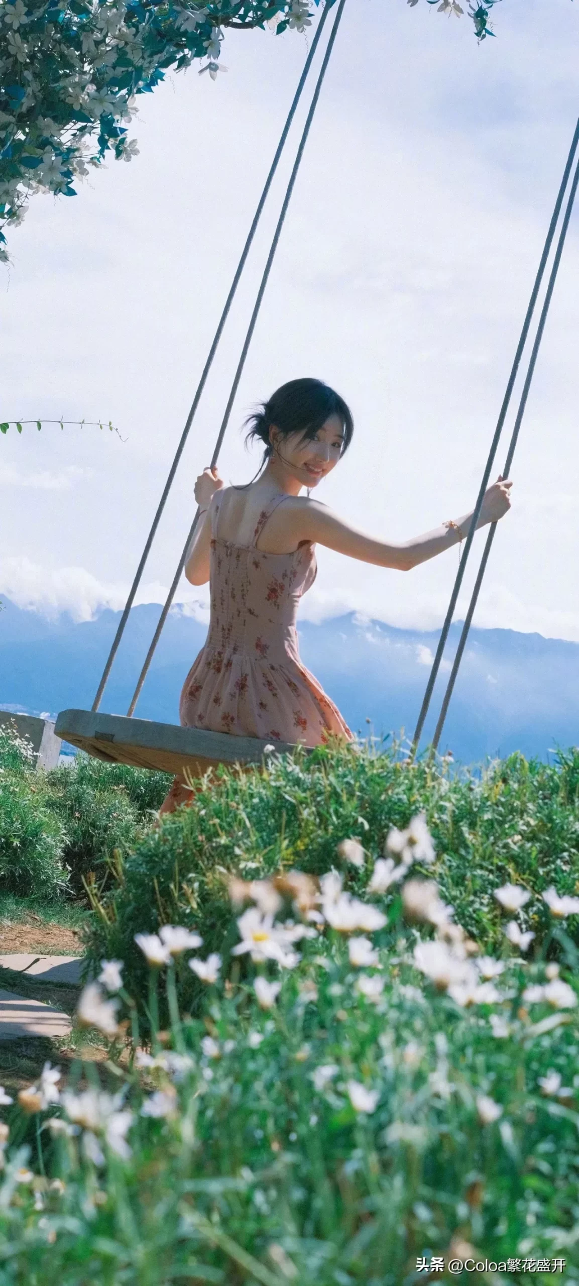 毛晓彤碎花裙写真插图7