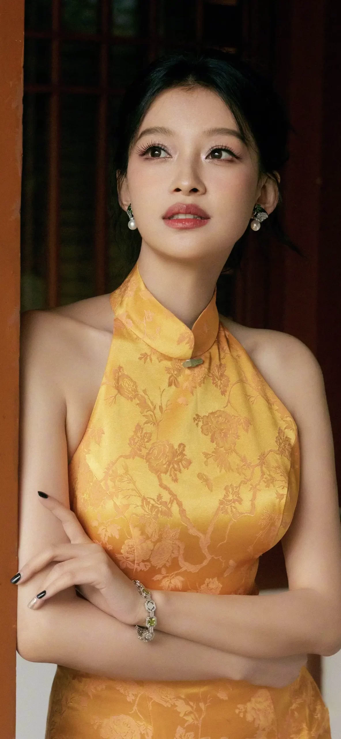 孙怡旗袍写真插图2